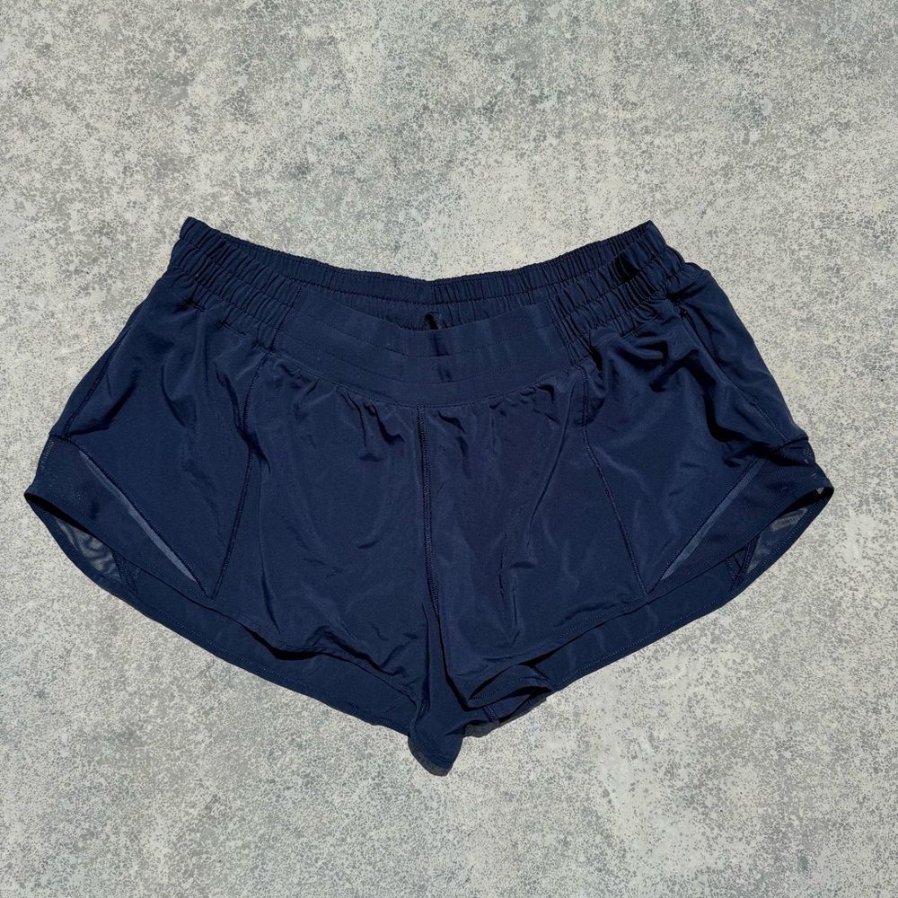 Women’s Lululemon Hotty Hot Shirts